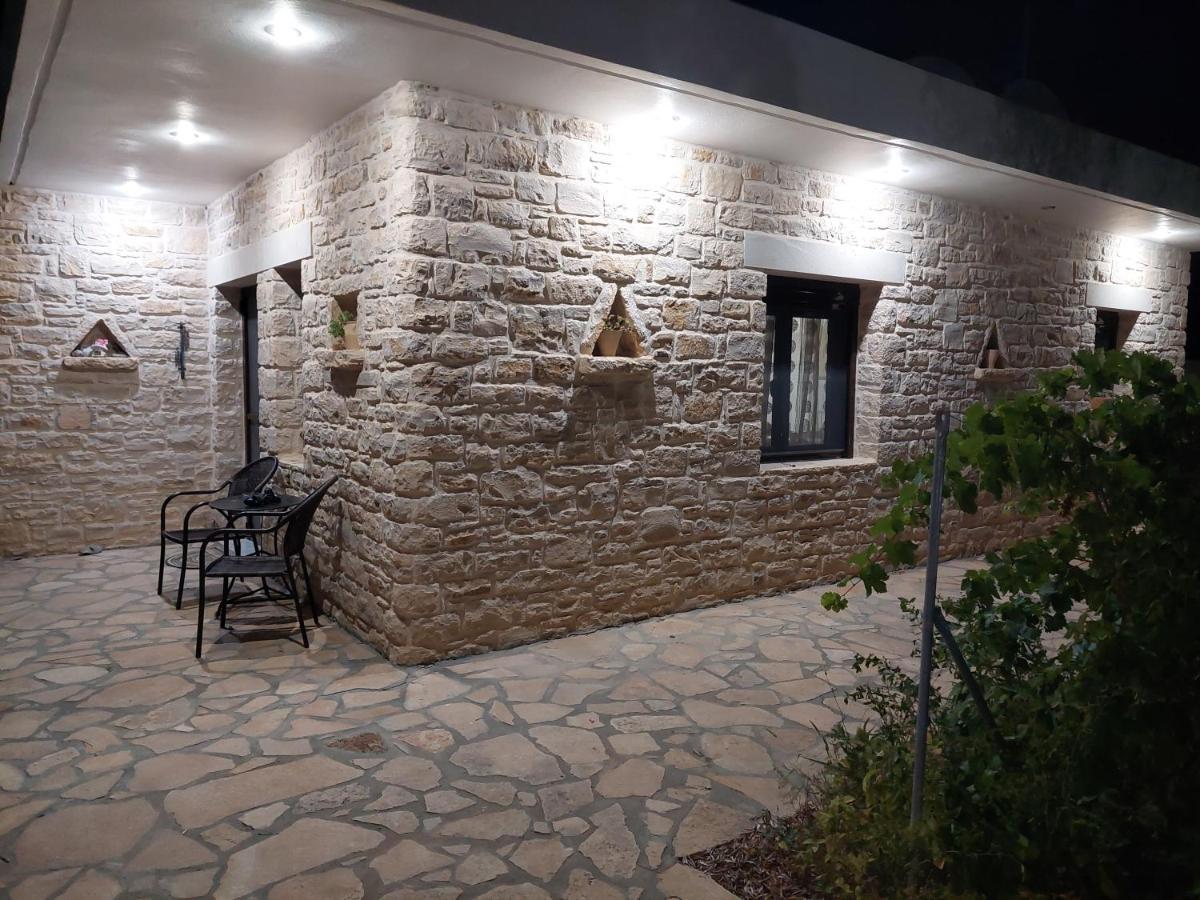 Villa Elia Pitsidia Exterior photo